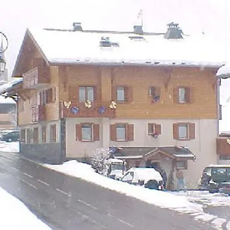 Confortable 5 Pieces Avec Wifi Et Parking, 4 Ch, Pres Des Remontees A - Fr-1-676-138 * Chatel