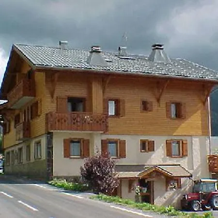 Chatel, 5 Pieces, 10 Personnes, Proche Centre, Parking - Fr-1-676-138 Châtel